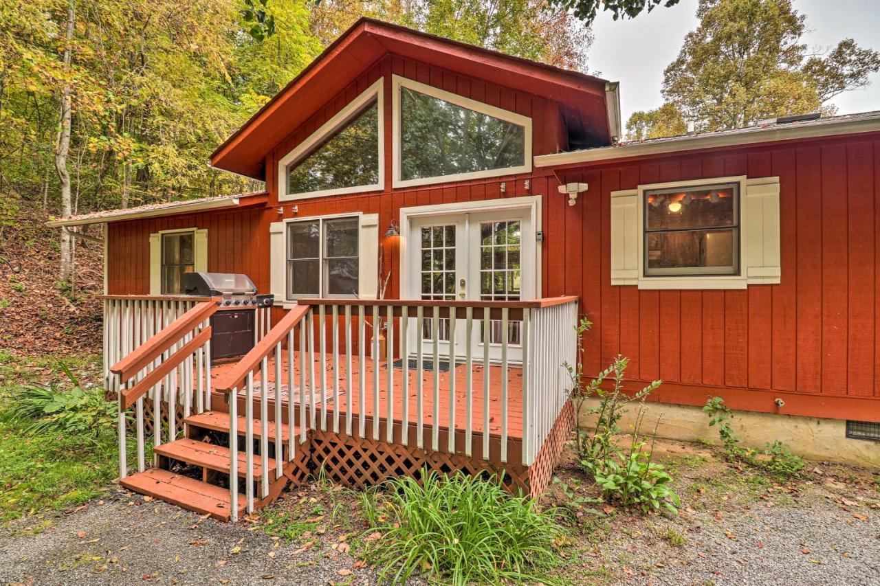 Rustic Red Cabin With Deck In Maggie Valley Club! Esterno foto
