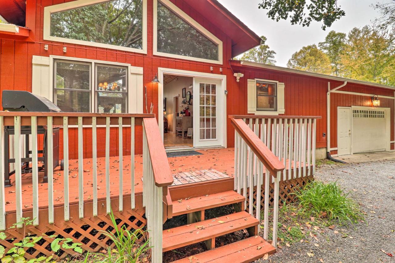 Rustic Red Cabin With Deck In Maggie Valley Club! Esterno foto